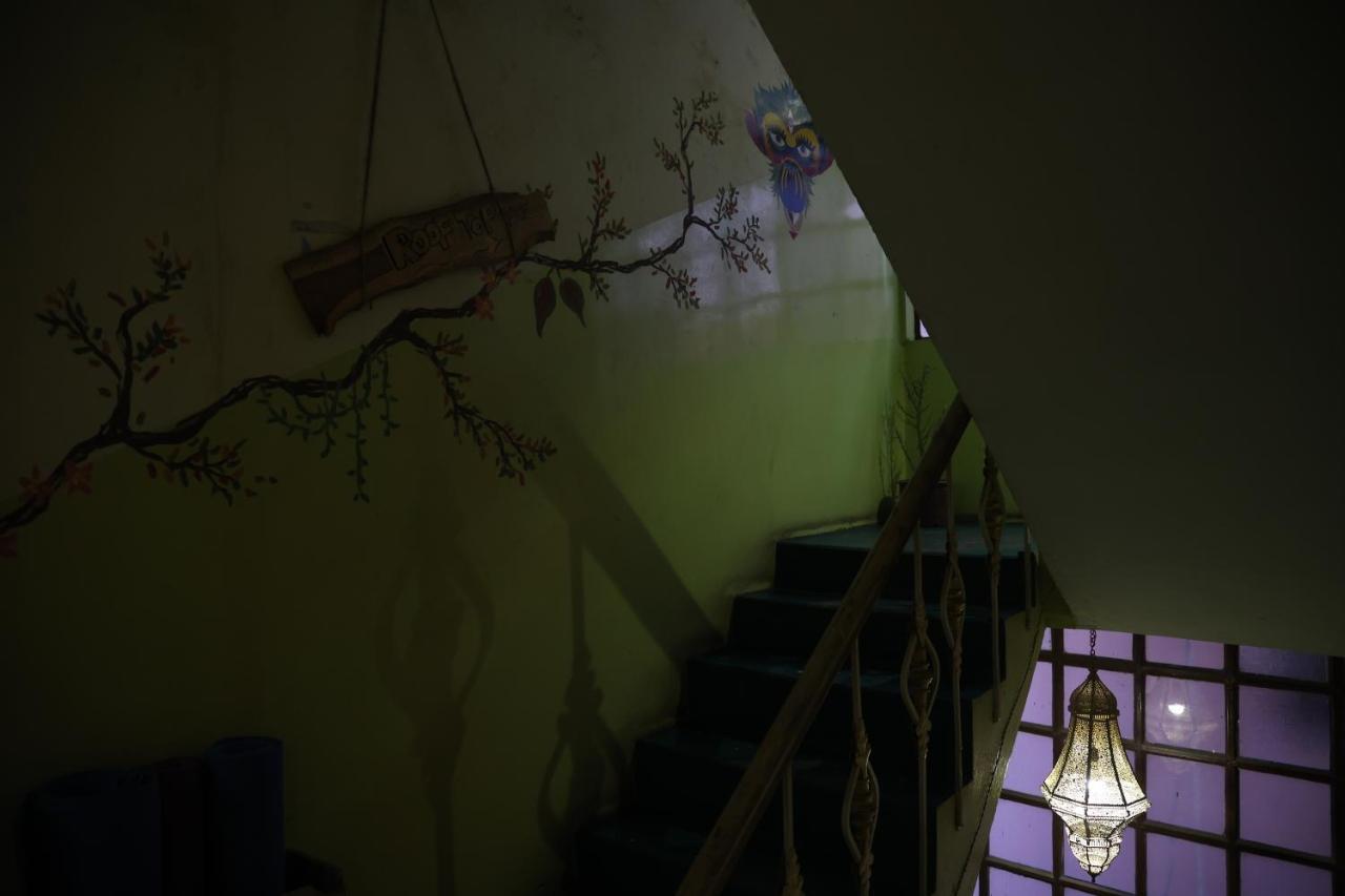 Good Vibes Hostel Varanasi Eksteriør billede