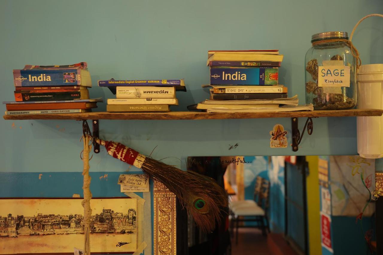 Good Vibes Hostel Varanasi Eksteriør billede