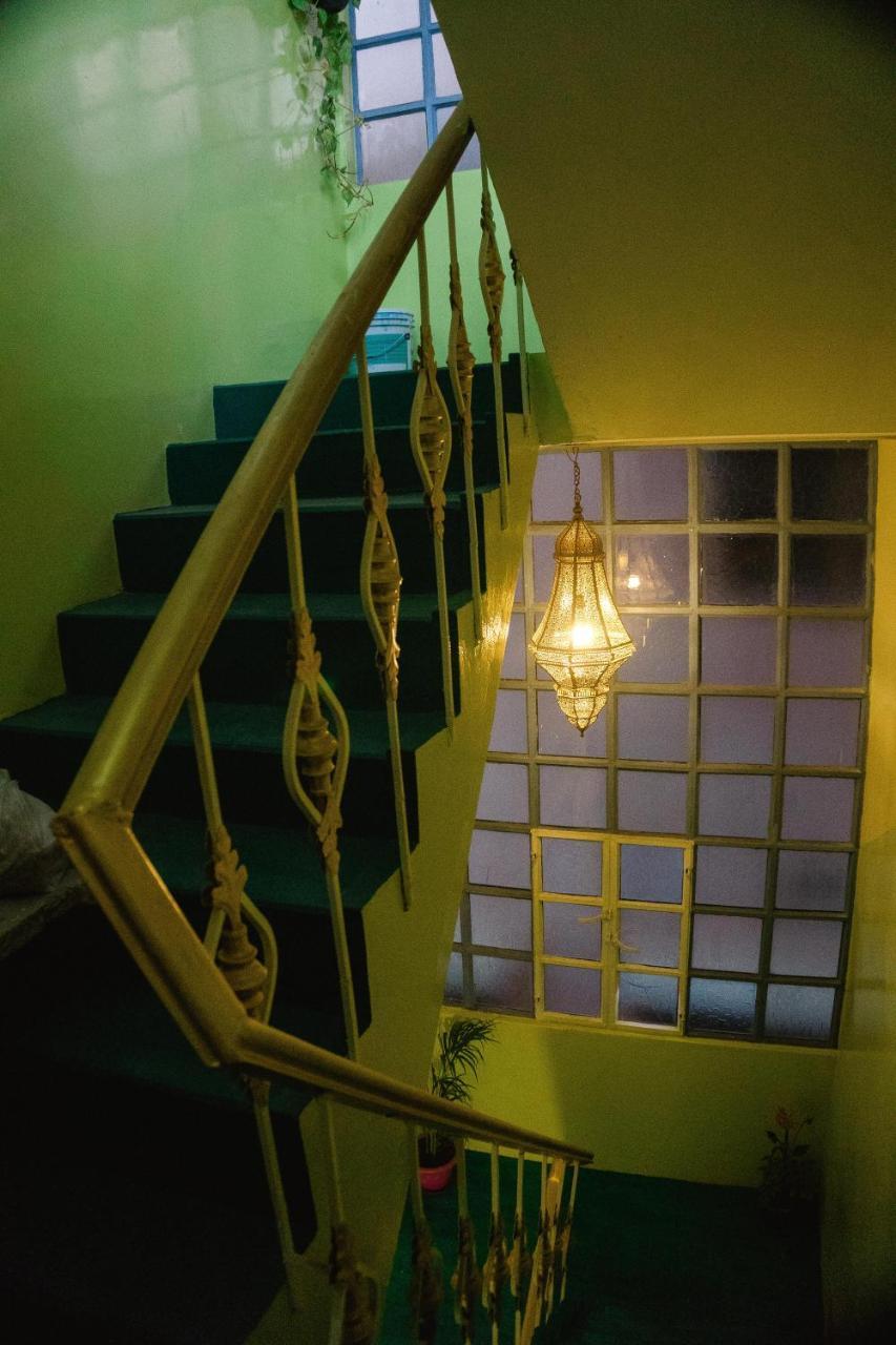 Good Vibes Hostel Varanasi Eksteriør billede