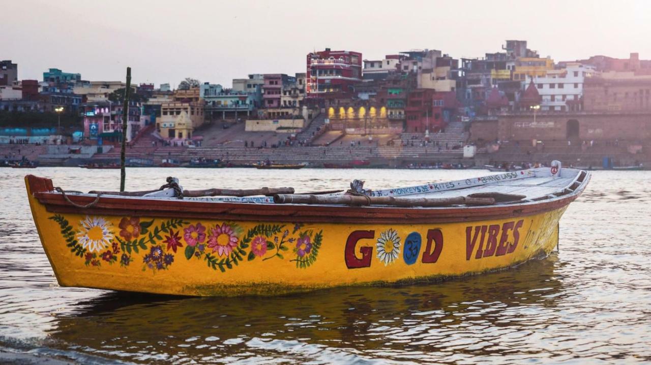 Good Vibes Hostel Varanasi Eksteriør billede
